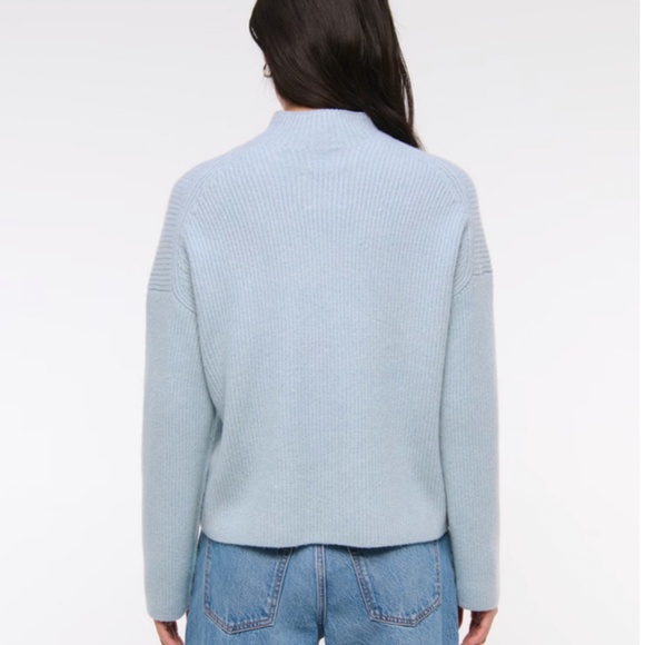 NWT Abercrombie & Fitch Easy Funnel Neck Sweater - Picture 4 of 12